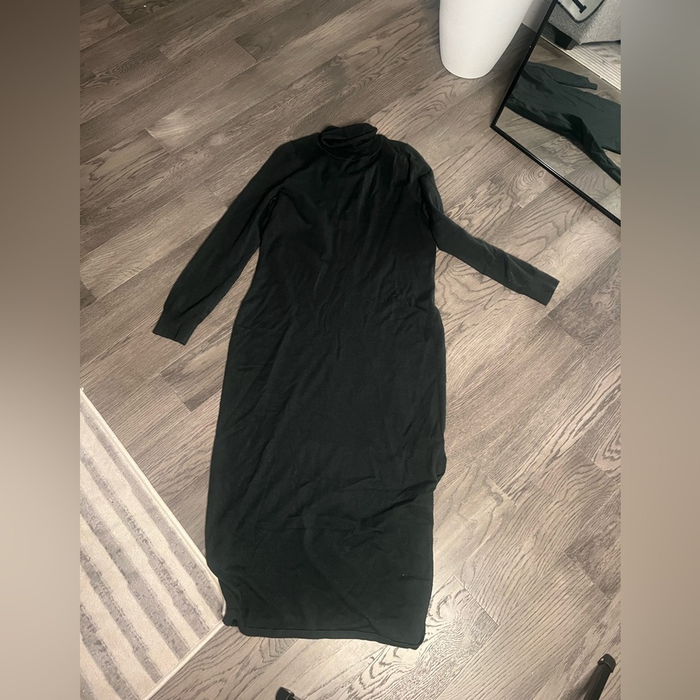 Women’s army green turtleneck sweater dress size large express